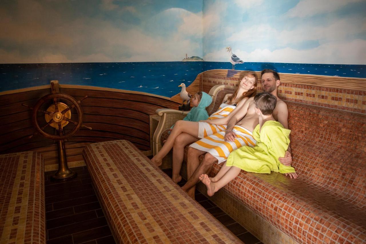 Familien Wellness Hotel Seeklause Mit Grossem Abenteuerspielplatz "Piraten-Insel-Usedom" Kinder Immer All-Inklusive & Getraenke Ganztags Inklusive Trassenheide Exteriör bild